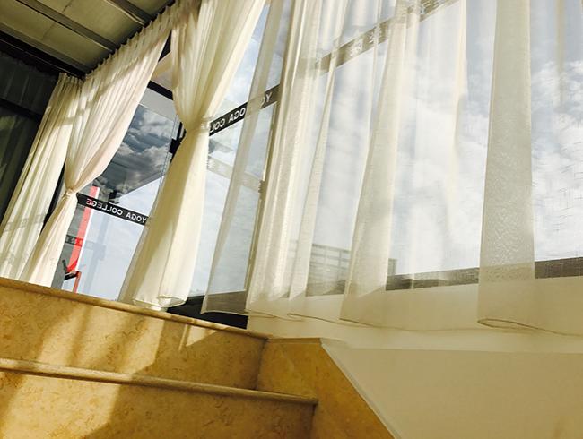 广州尊龙人生就是博d88官方网站瑜伽学院