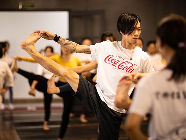 广州尊龙人生就是博d88官方网站瑜伽学院