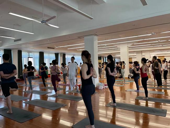 杭州尊龙人生就是博d88官方网站瑜伽学院