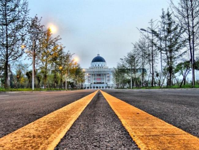 成都尊龙人生就是博d88官方网站瑜伽学院